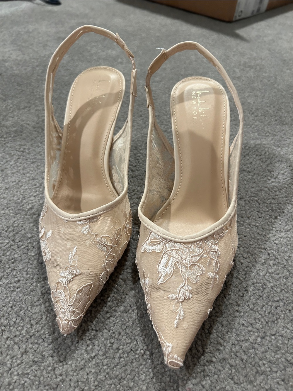 Nicole Miller New York Women's Beige Lace Slingback kitten heels